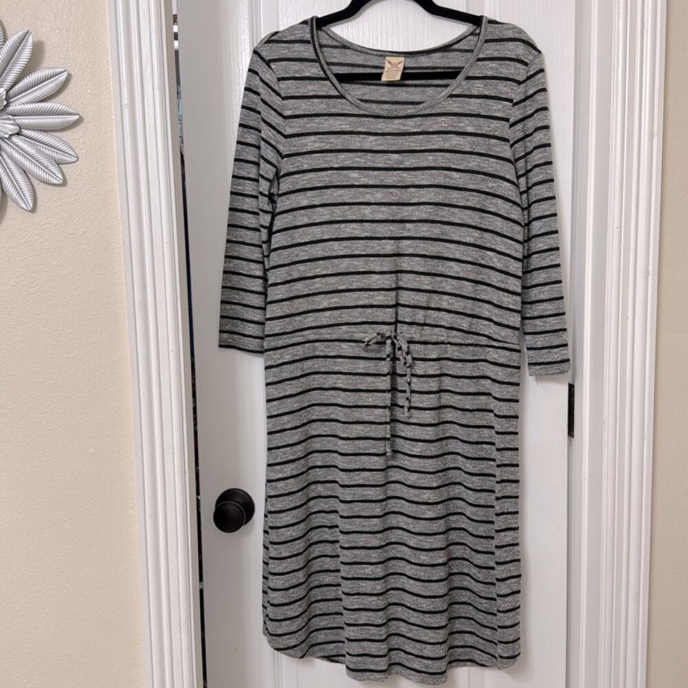 Faded glory cropped sleeve dress tie at the waist size M (8–10)